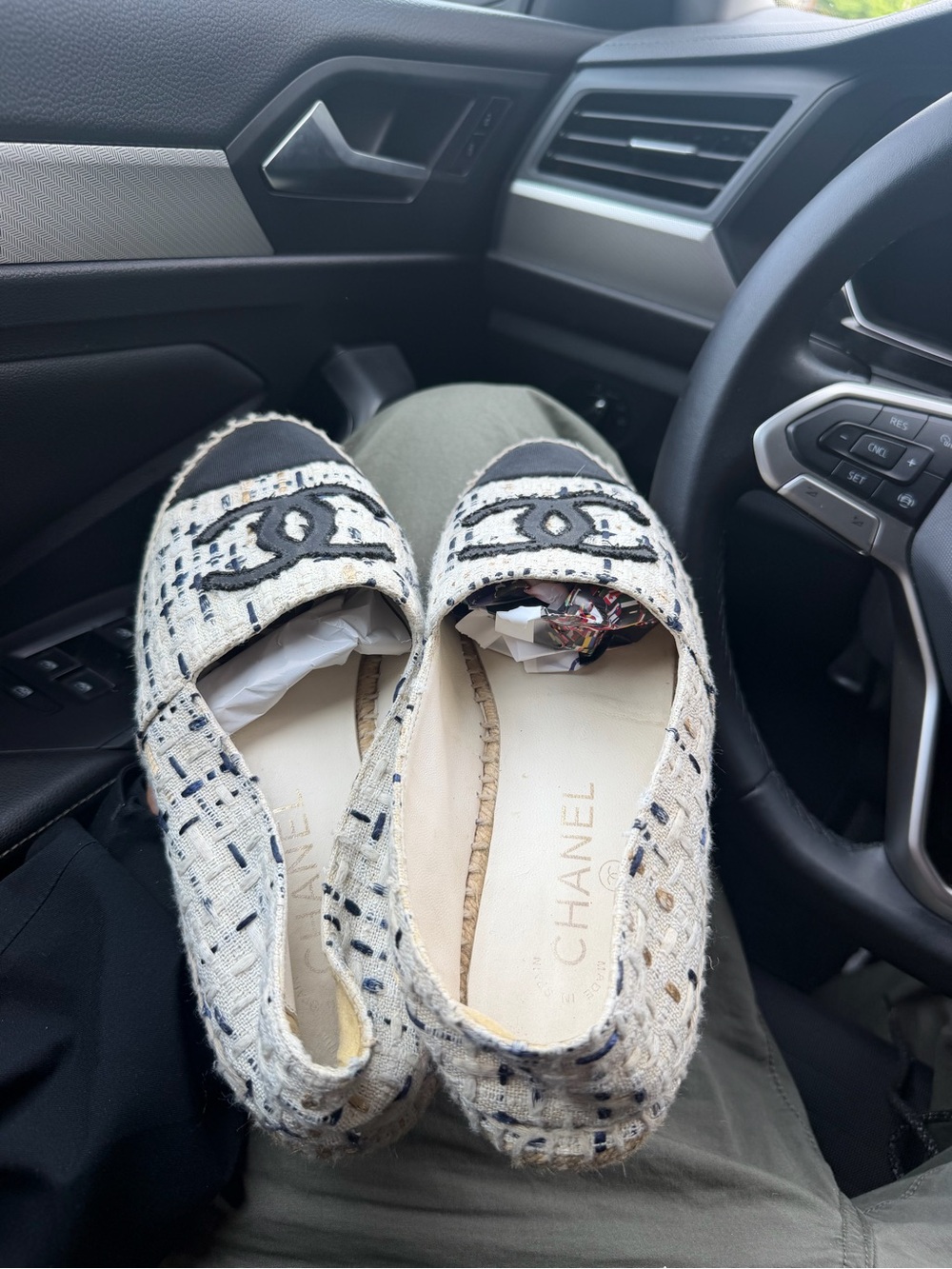 CHANEL Cream Tweed Espadrilles with Black CC Logo
